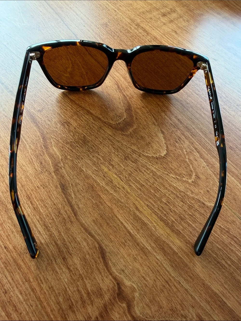 Women’s Tortoiseshell Brown Sunglasses with Black Case